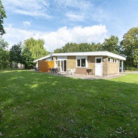 Stylish Beachside Bungalow With Patio Sint Maartensvlotbrug Экстерьер фото