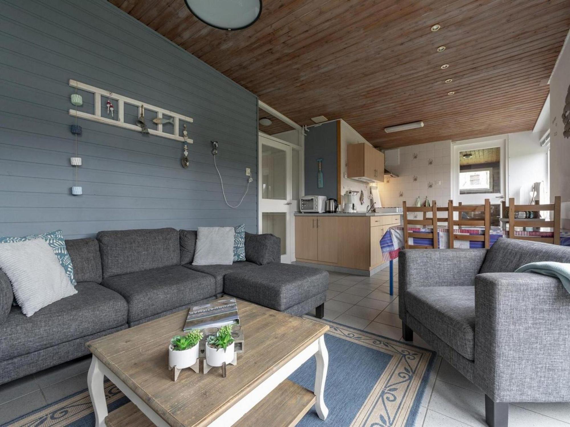 Stylish Beachside Bungalow With Patio Sint Maartensvlotbrug Экстерьер фото