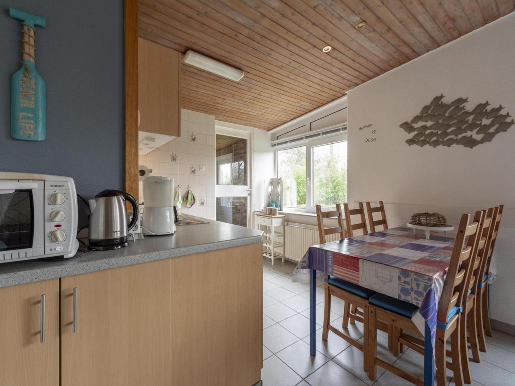 Stylish Beachside Bungalow With Patio Sint Maartensvlotbrug Экстерьер фото
