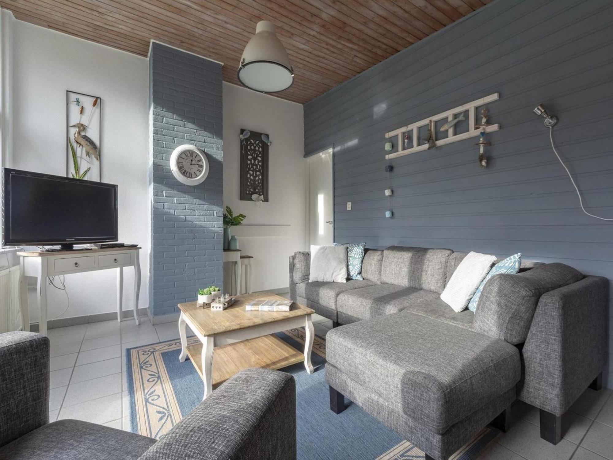 Stylish Beachside Bungalow With Patio Sint Maartensvlotbrug Экстерьер фото