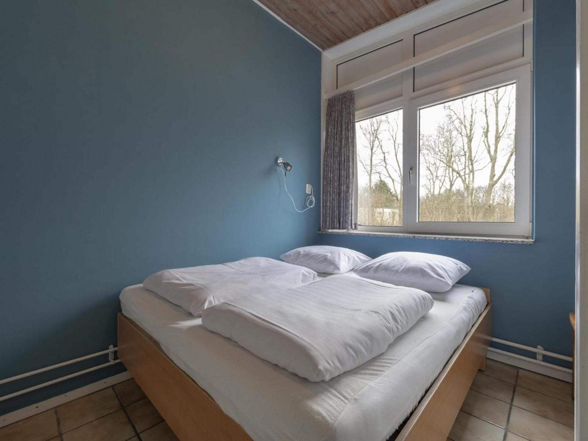 Stylish Beachside Bungalow With Patio Sint Maartensvlotbrug Экстерьер фото